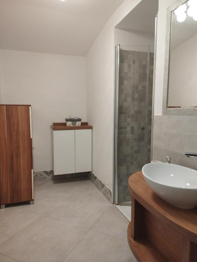 Apartma Salvia-Guest House Lucija Exterior foto